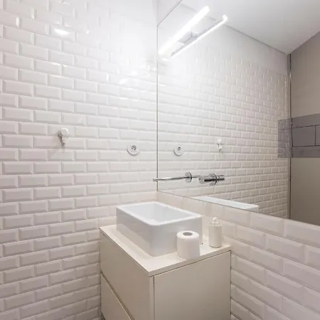 Appartement Downtown W/ Ac & Patio By Lovelystay Oporto