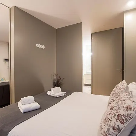 Downtown W/ Ac & Patio By Lovelystay Apartment