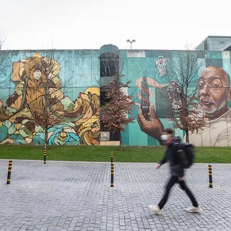 Downtown W/ Ac & Patio By Lovelystay 公寓 波尔图