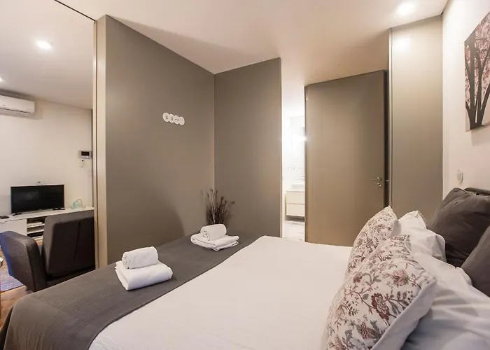 Downtown W/ Ac & Patio By Lovelystay Apartman