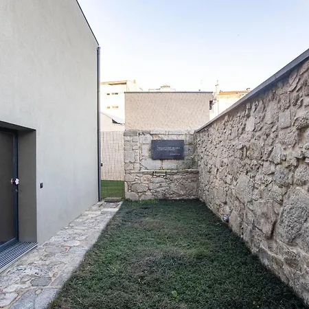 Downtown W/ Ac & Patio By Lovelystay Porto